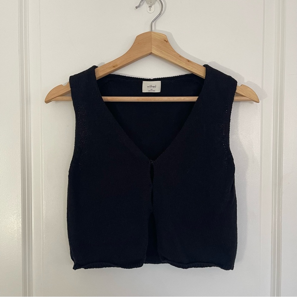 Aritzia Wilfred Basque Sweater Vest - Picture 2 of 9